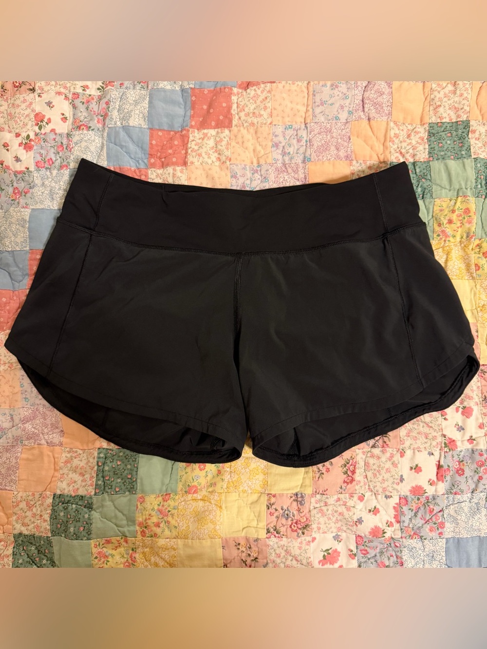 lululemon athletica Black Speed Up Mid-Rise 4" Shorts